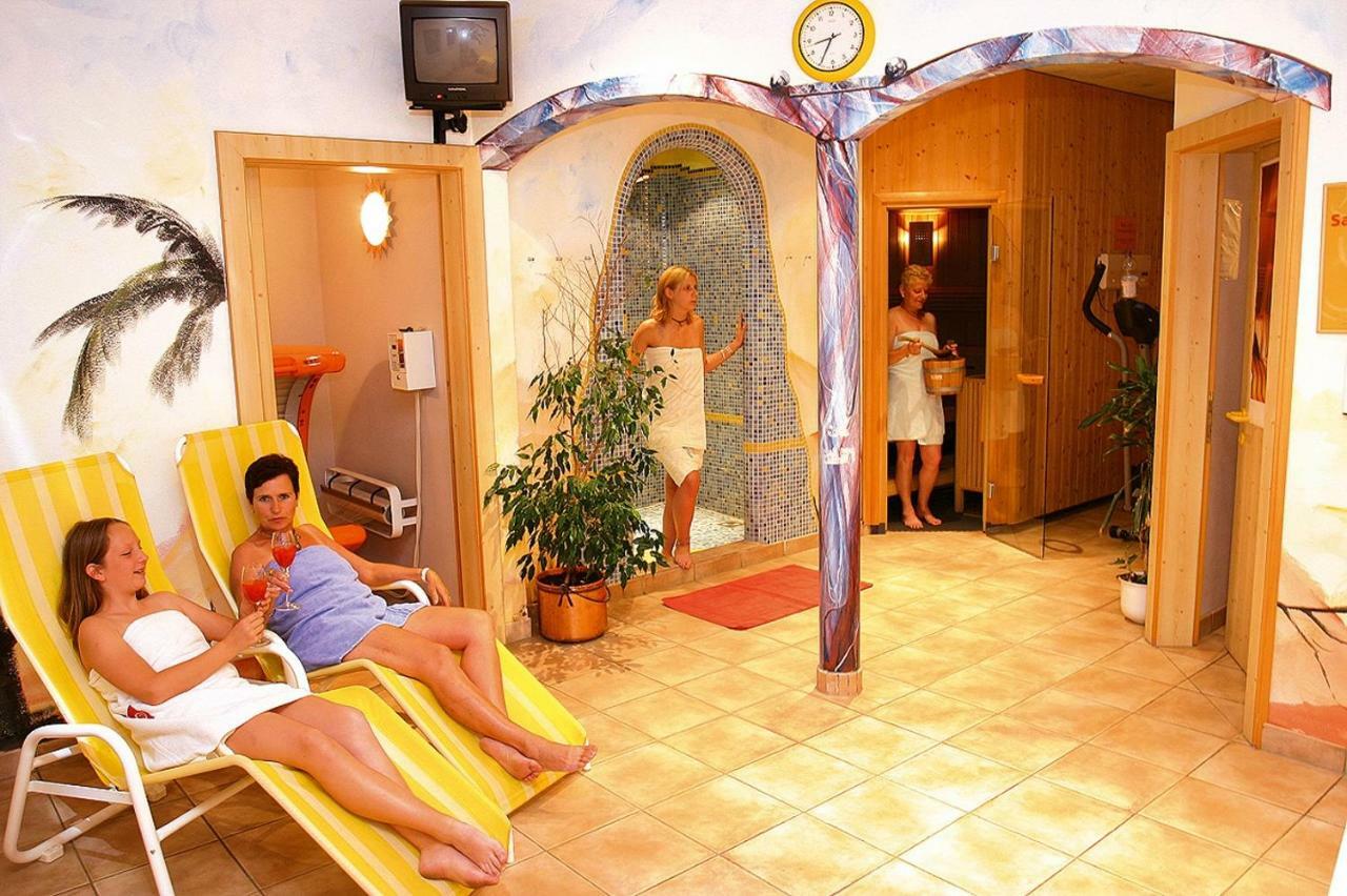 Gasthof-Hotel Winkler Mühldorf Dış mekan fotoğraf